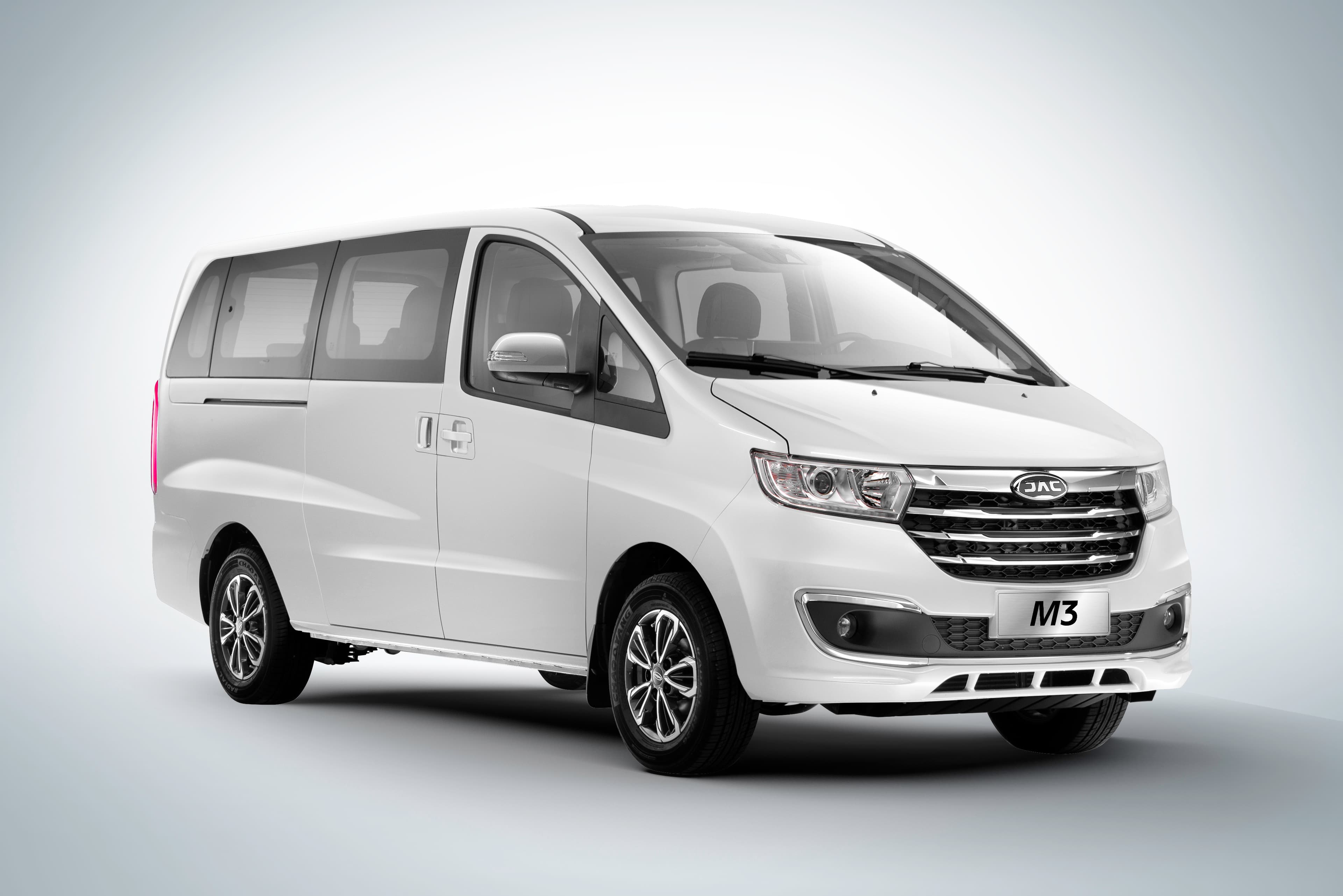 JAC M3